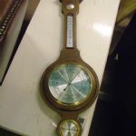 370 7600 Barometer